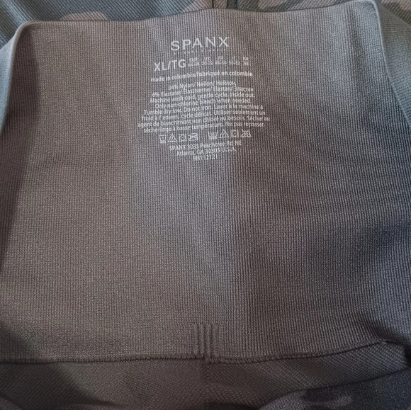 SPANX Camouflage Leggings - Blue and Black - Picture 2 of 15